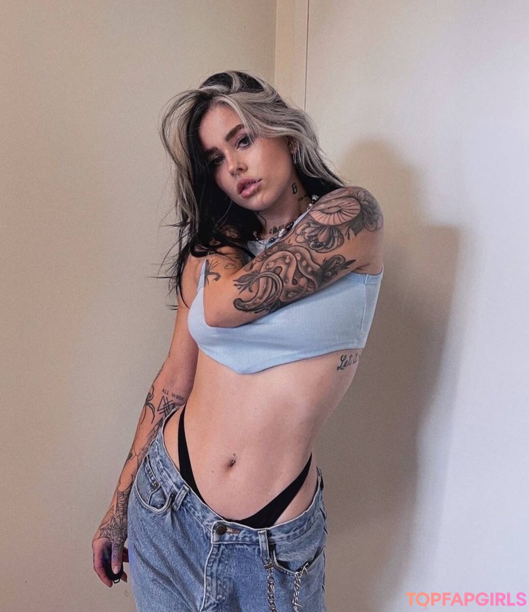 Foto desnuda filtrada de OnlyFans de Craysounds #33 Foto desnuda filtrada de OnlyFans de Craysounds #33