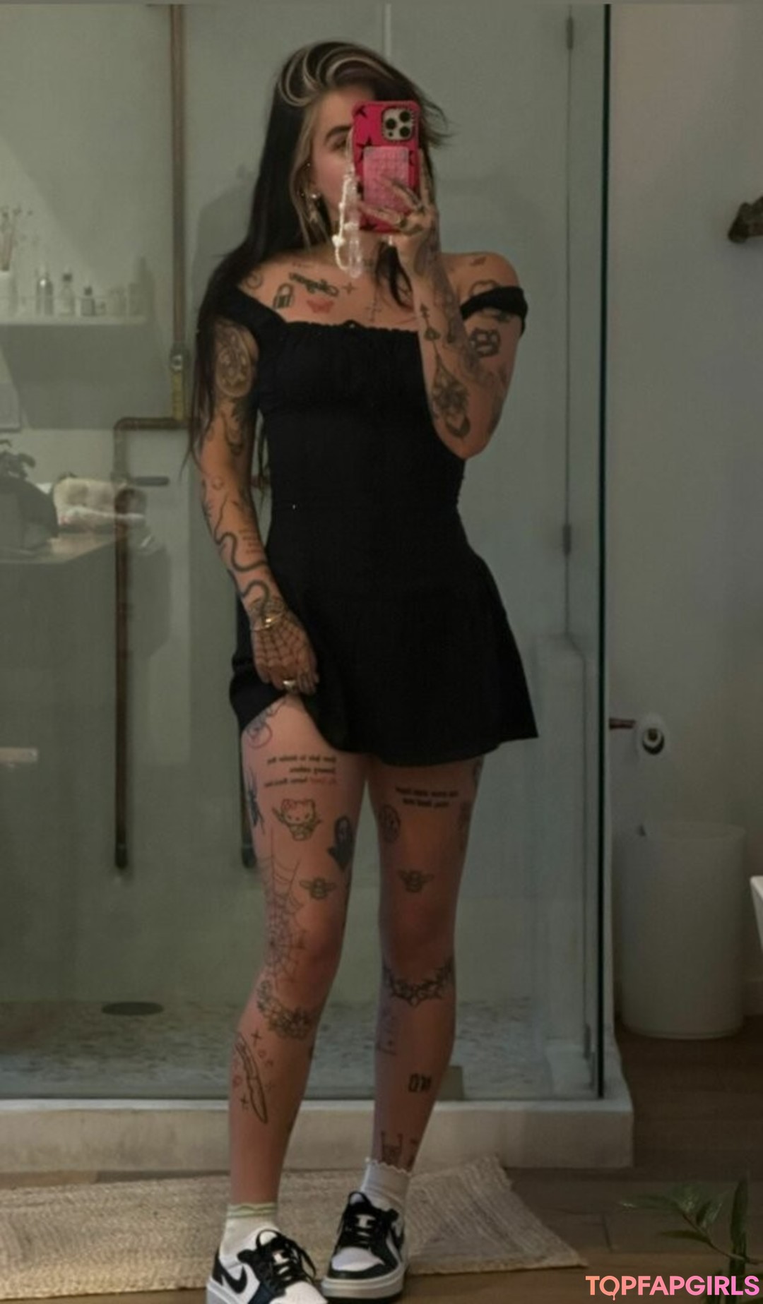 Foto desnuda filtrada de OnlyFans de Craysounds #398 Foto desnuda filtrada de OnlyFans de Craysounds #398