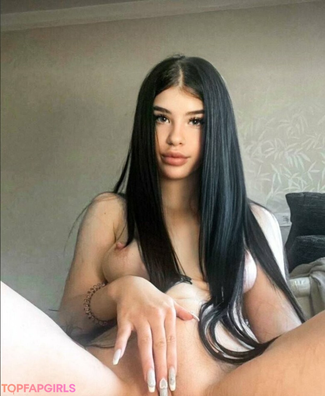 Foto desnuda filtrada de OnlyFans de Maltihoneyy #393 Foto desnuda filtrada de OnlyFans de Maltihoneyy #393