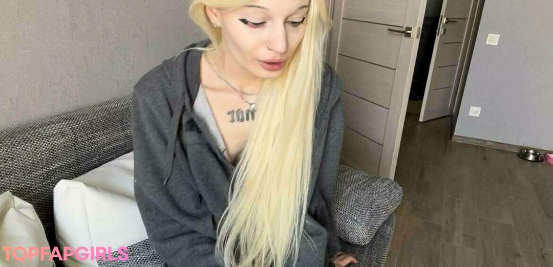 Foto desnuda filtrada de OnlyFans de Skinnytyan #99 Foto desnuda filtrada de OnlyFans de Skinnytyan #99