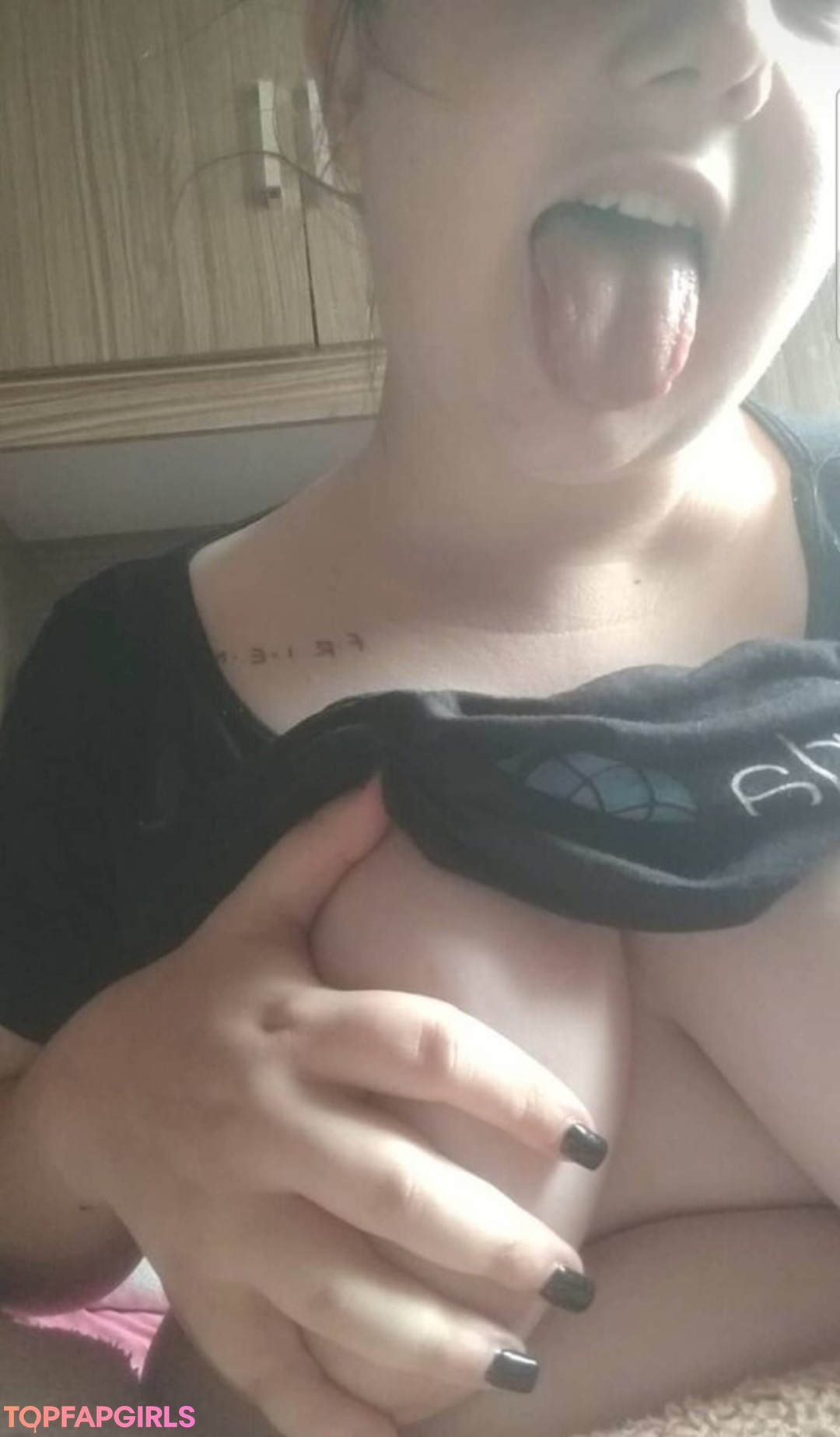 Foto desnuda filtrada de OnlyFans de Amiga Marmitinha #156 Foto desnuda filtrada de OnlyFans de Amiga Marmitinha #156