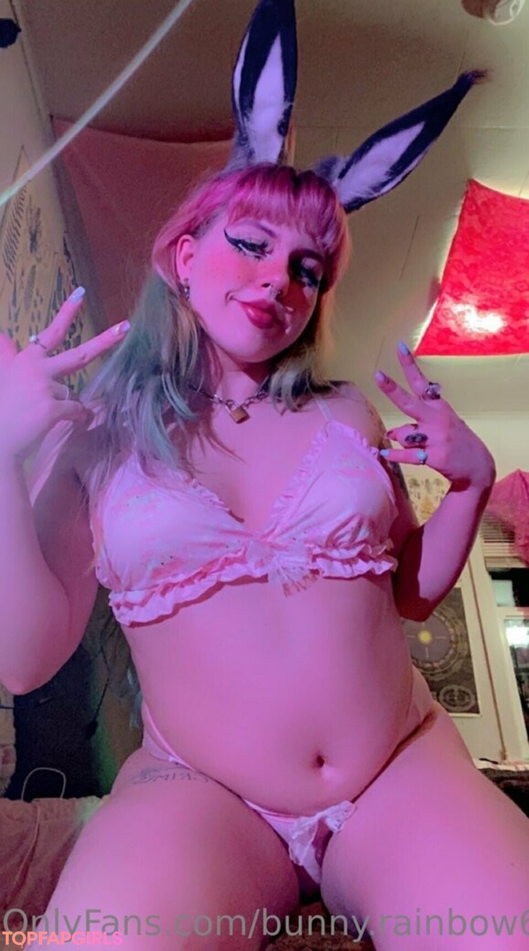 Foto desnuda filtrada de OnlyFans de Bunnyrainbow69 #153 Foto desnuda filtrada de OnlyFans de Bunnyrainbow69 #153