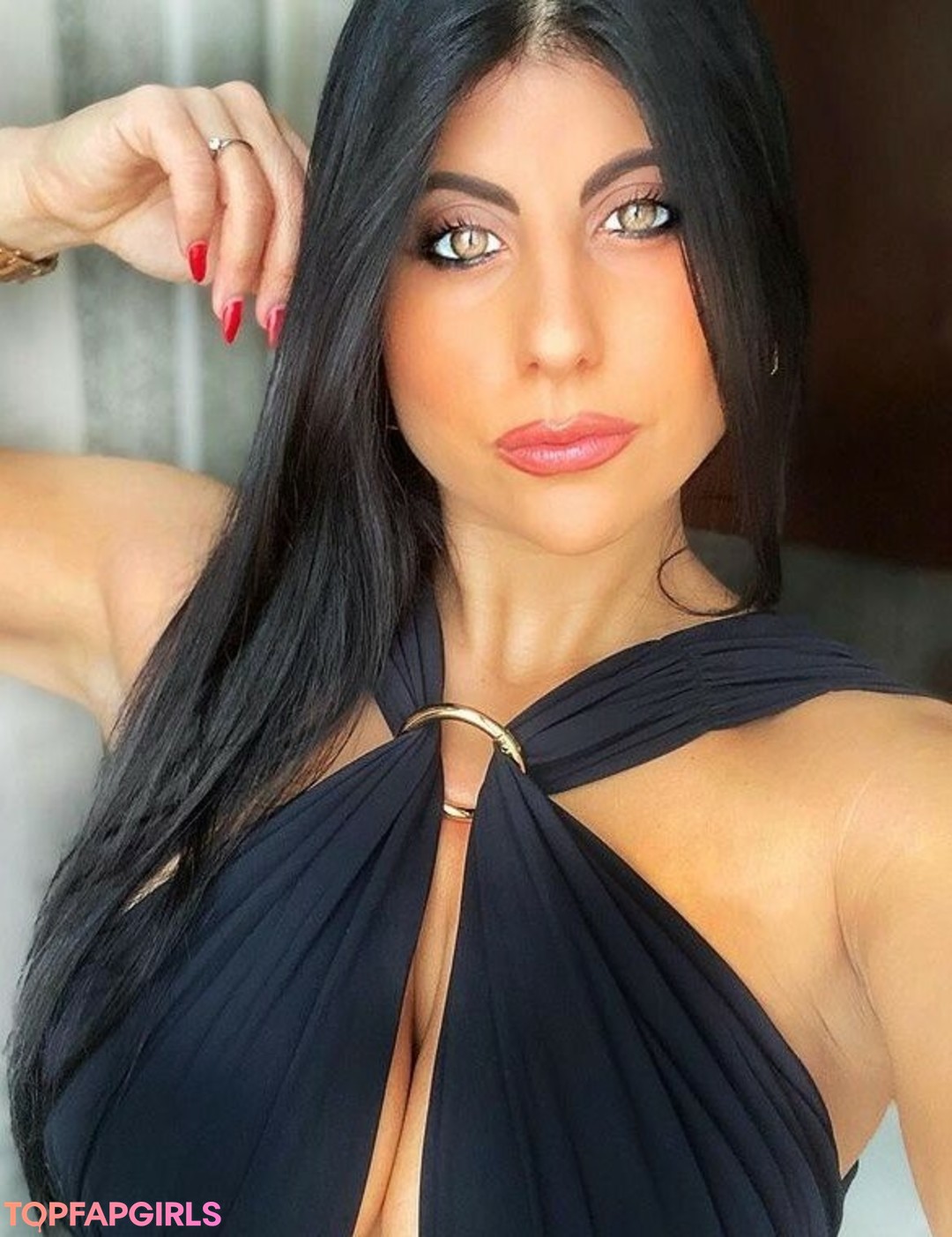 Foto desnuda filtrada de OnlyFans de Valentina De Nucci #49 Foto desnuda filtrada de OnlyFans de Valentina De Nucci #49