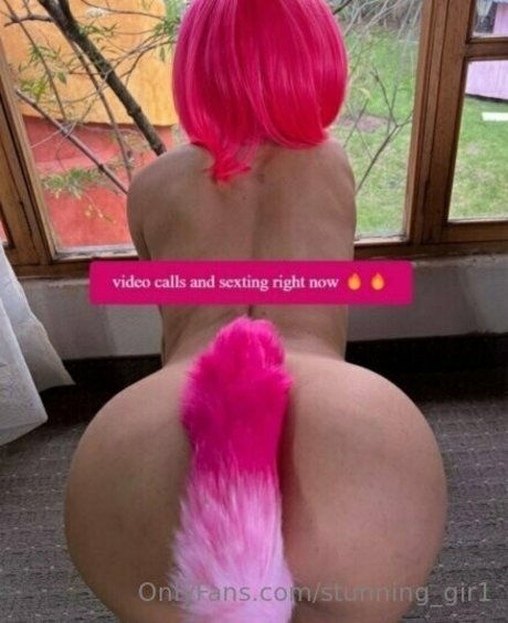 Stunning_gir1