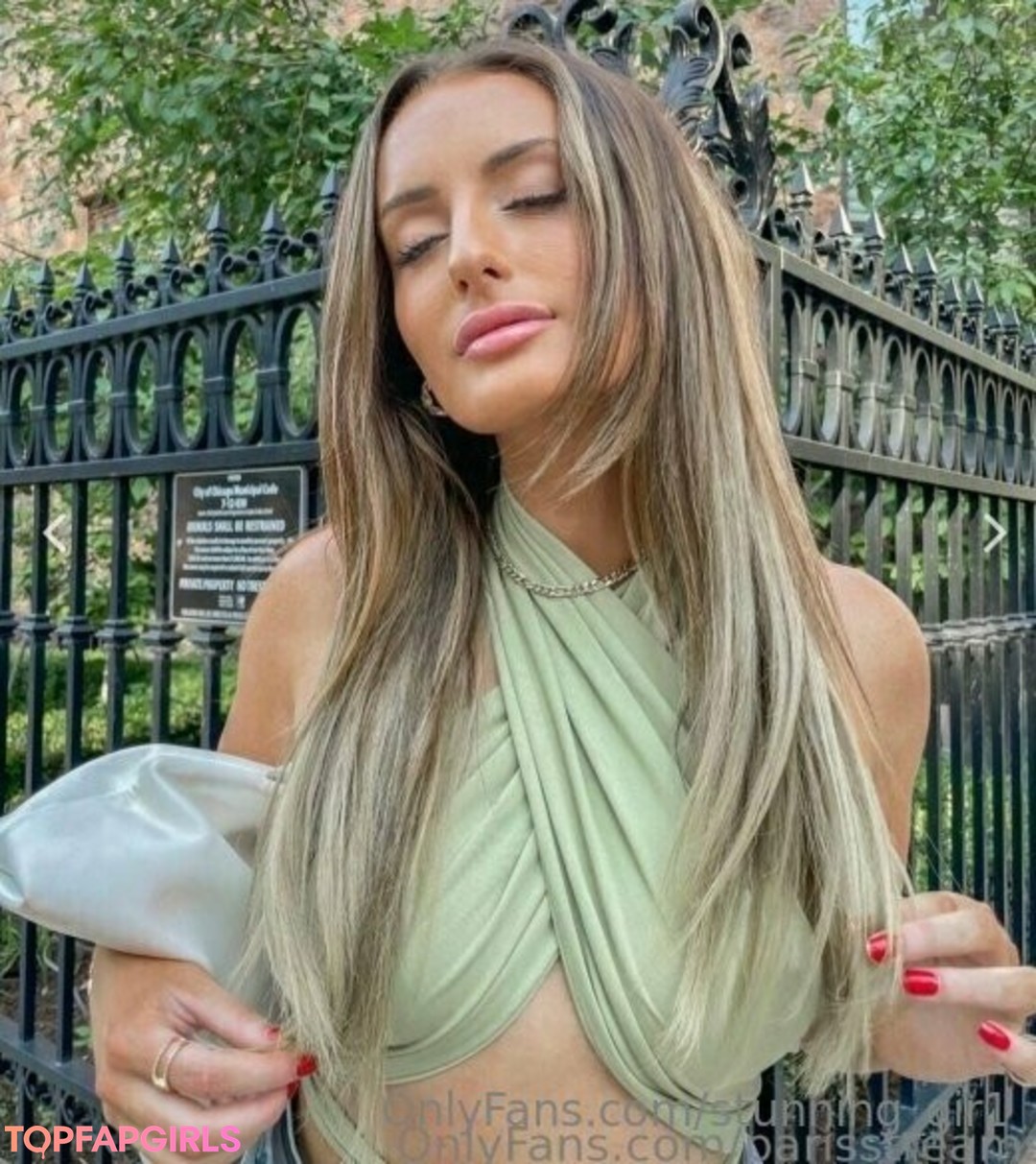 Foto desnuda filtrada de OnlyFans de Stunninggir1 #424 Foto desnuda filtrada de OnlyFans de Stunninggir1 #424