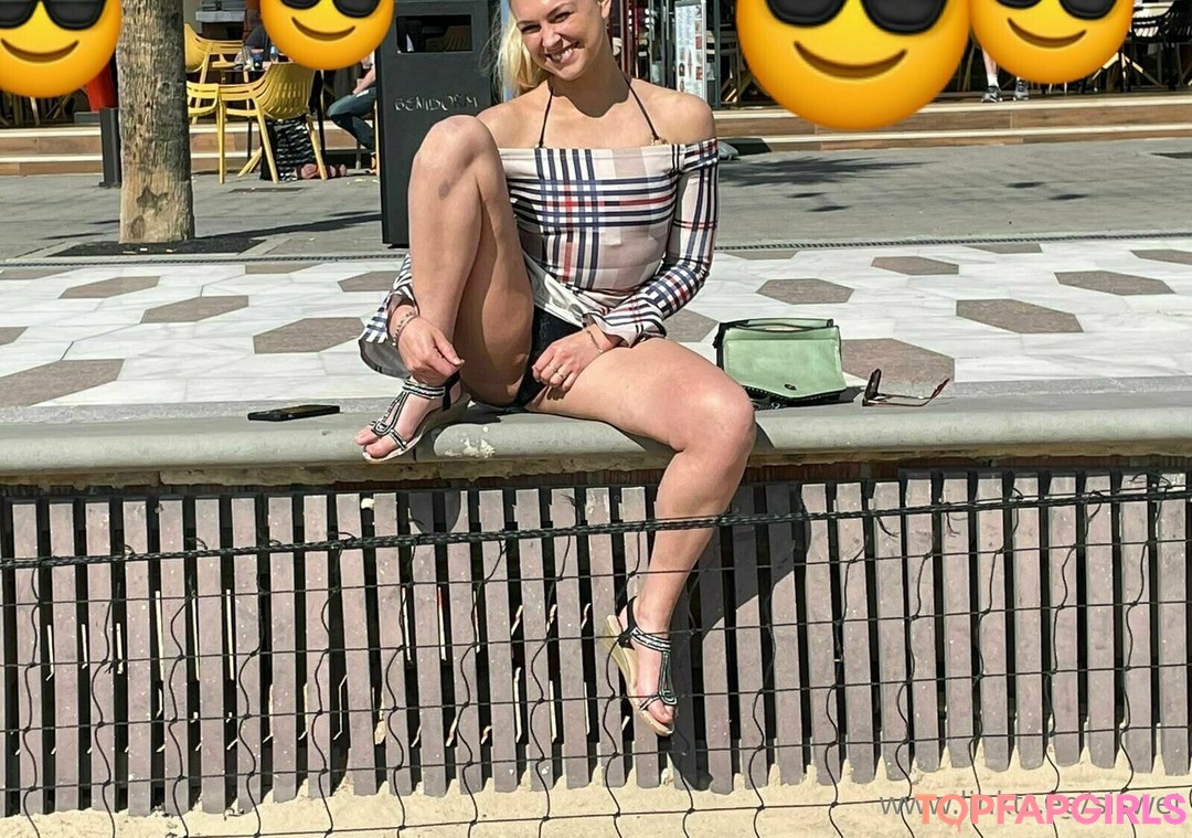 Foto desnuda filtrada de OnlyFans de Siswet19 #1022