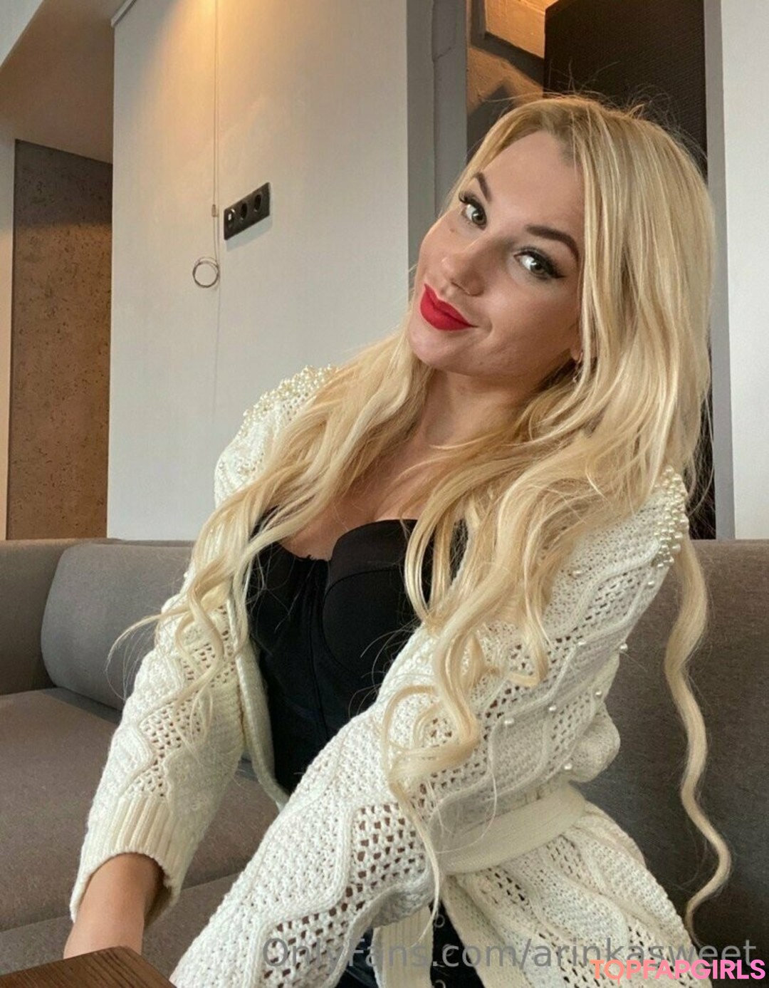 Foto desnuda filtrada de OnlyFans de Arinkasweet #103 Foto desnuda filtrada de OnlyFans de Arinkasweet #103