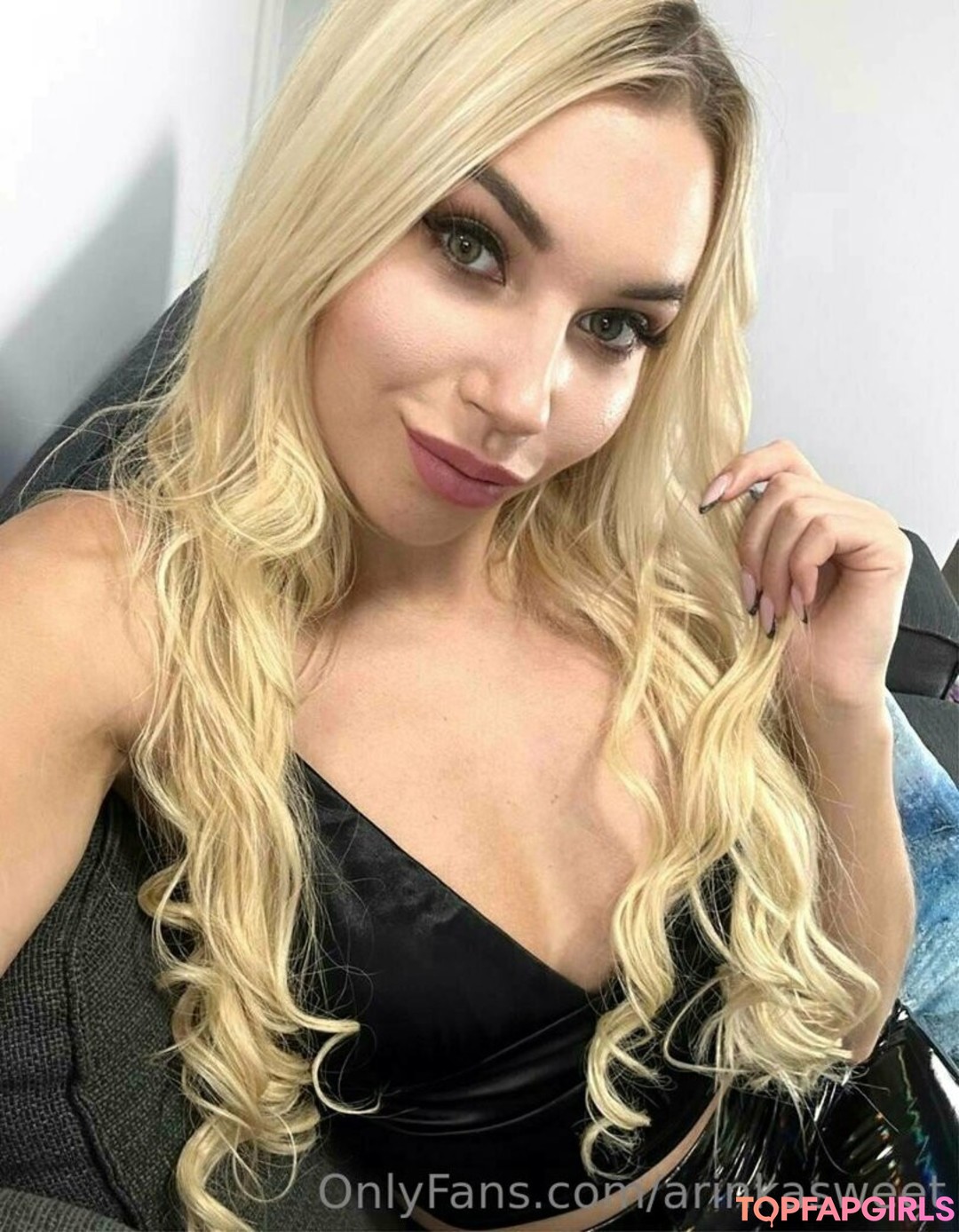 Foto desnuda filtrada de OnlyFans de Arinkasweet #93 Foto desnuda filtrada de OnlyFans de Arinkasweet #93