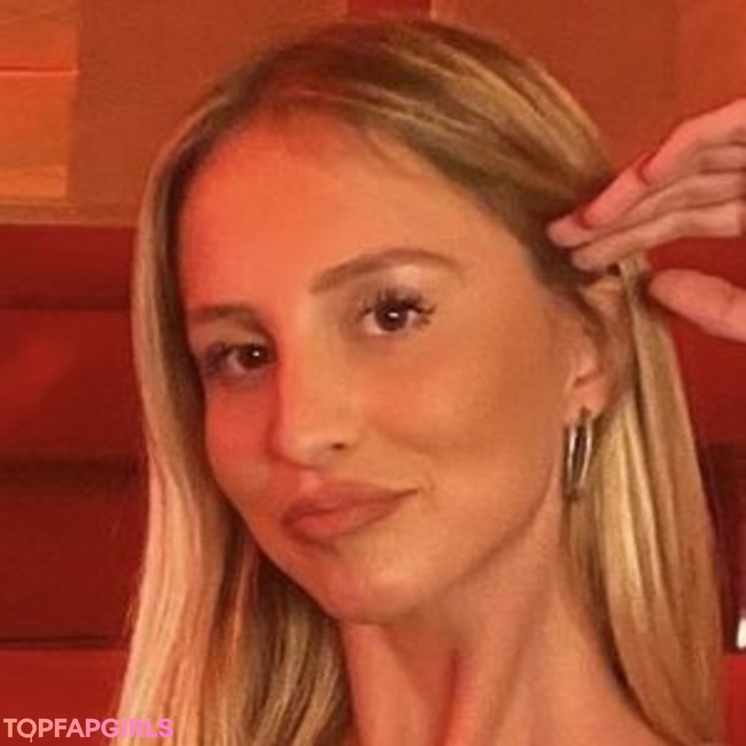 Foto desnuda filtrada de OnlyFans de Maria Arreghini #5 Foto desnuda filtrada de OnlyFans de Maria Arreghini #5