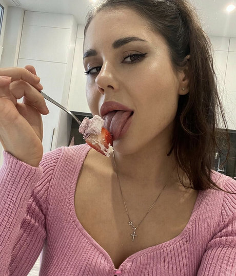 Foto desnuda filtrada de OnlyFans de Lorilora