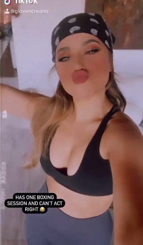 Foto desnuda filtrada de OnlyFans de Becky G