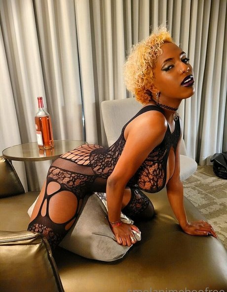 Foto desnuda filtrada de OnlyFans de Smolanimeboo