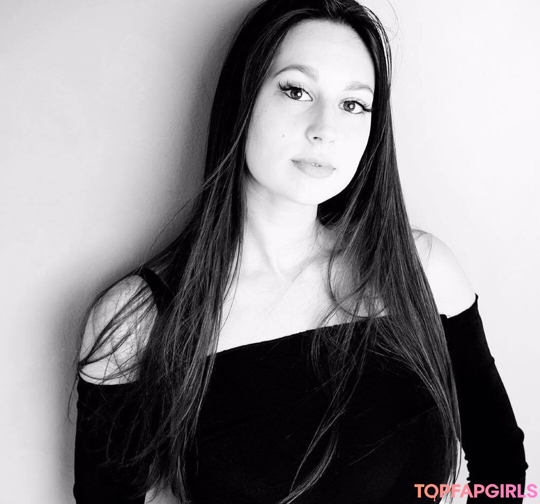 Foto desnuda filtrada de OnlyFans de Letizia Ceresa #74 Foto desnuda filtrada de OnlyFans de Letizia Ceresa #74