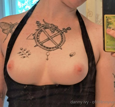 Foto desnuda filtrada de OnlyFans de Tr33ivy