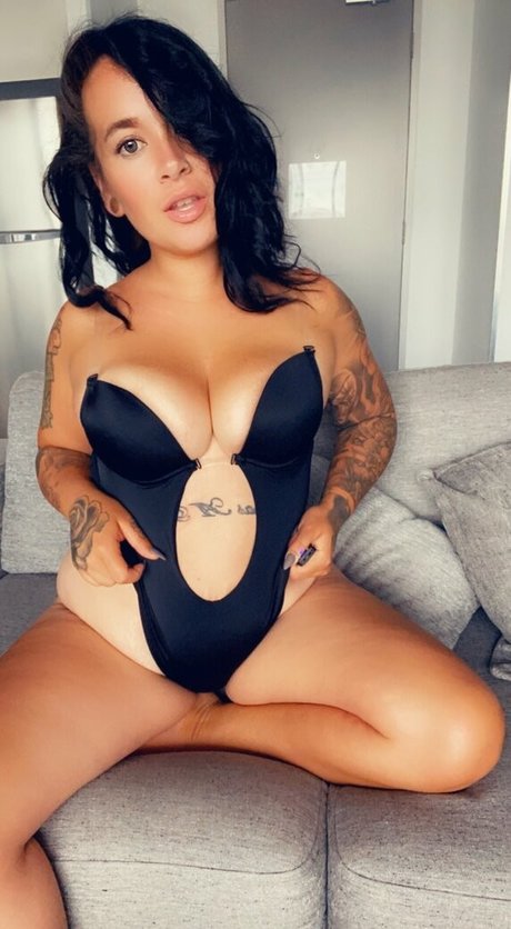 Foto desnuda filtrada de OnlyFans de Bekrosex2