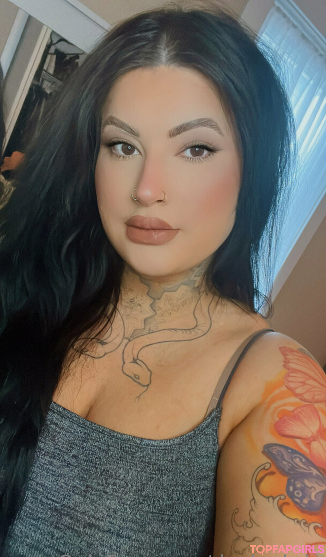 Foto desnuda filtrada de OnlyFans de Devinebria #6 Foto desnuda filtrada de OnlyFans de Devinebria #6