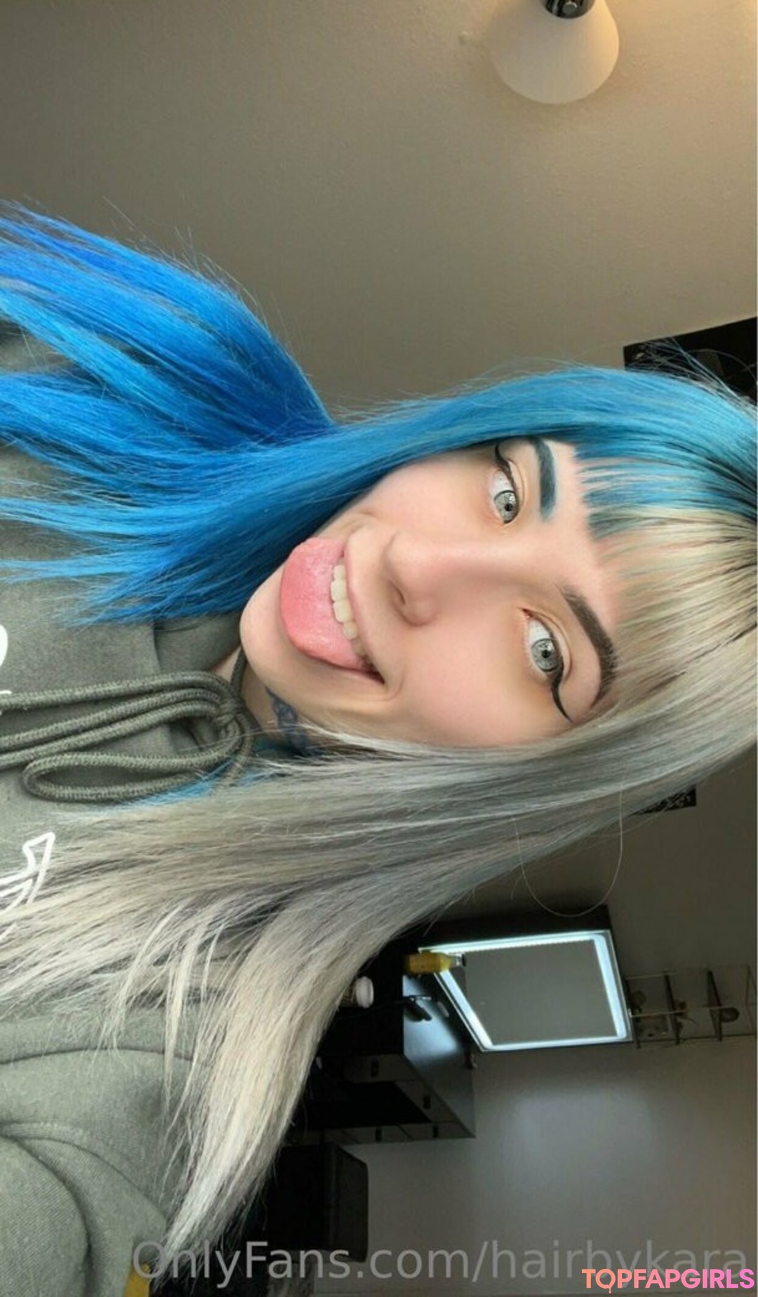 Foto desnuda filtrada de OnlyFans de Hairbyharleyy #83 Foto desnuda filtrada de OnlyFans de Hairbyharleyy #83