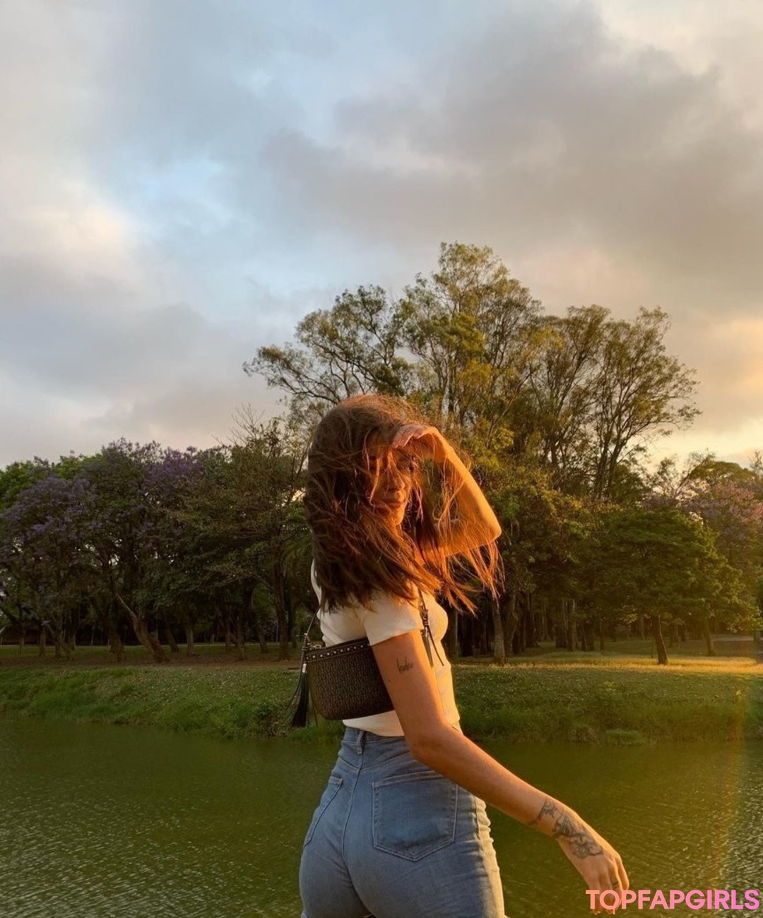Foto desnuda filtrada de OnlyFans de Fernanda Mota Farhat #107 Foto desnuda filtrada de OnlyFans de Fernanda Mota Farhat #107