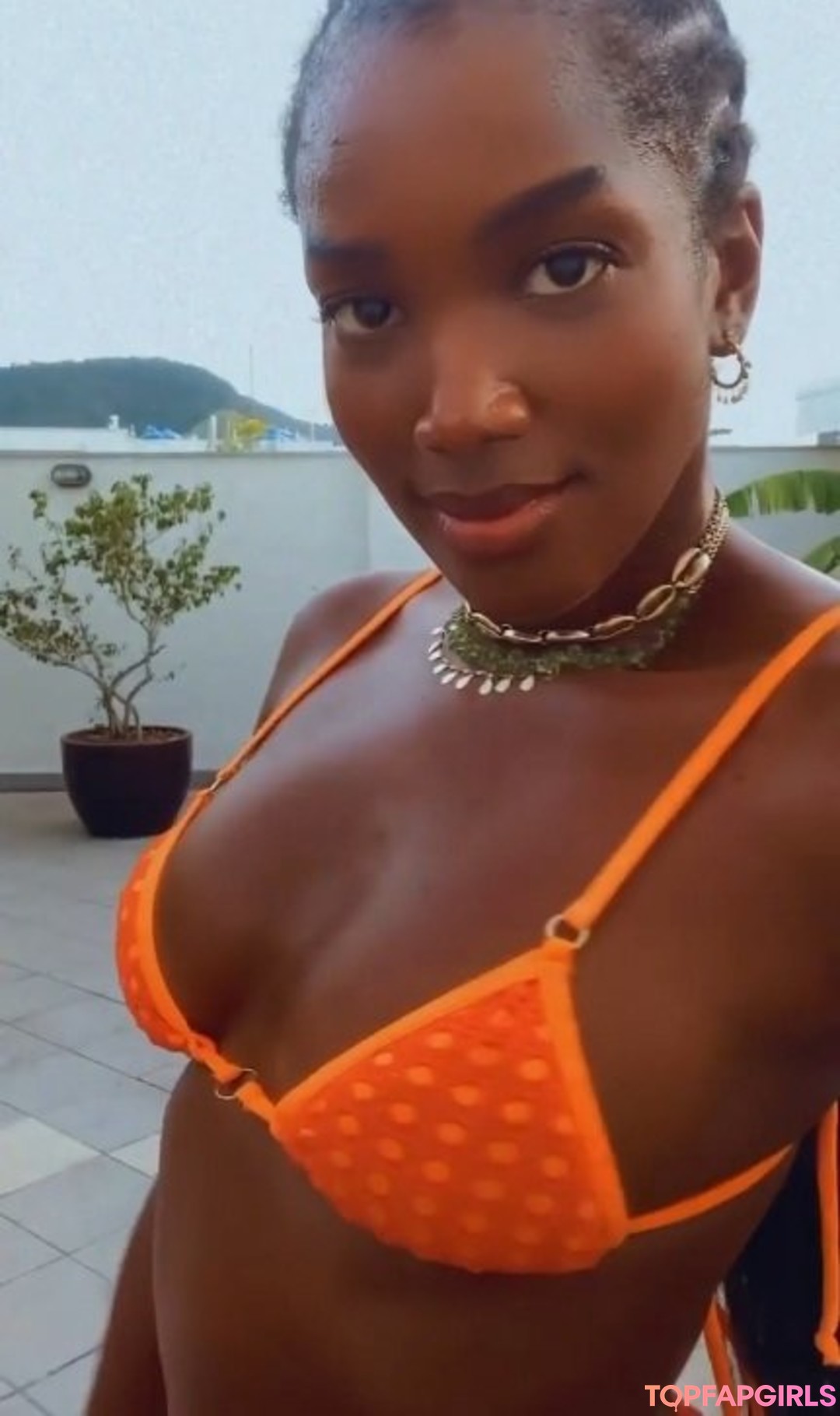 Foto desnuda filtrada de OnlyFans de Iza Cantora #46 Foto desnuda filtrada de OnlyFans de Iza Cantora #46