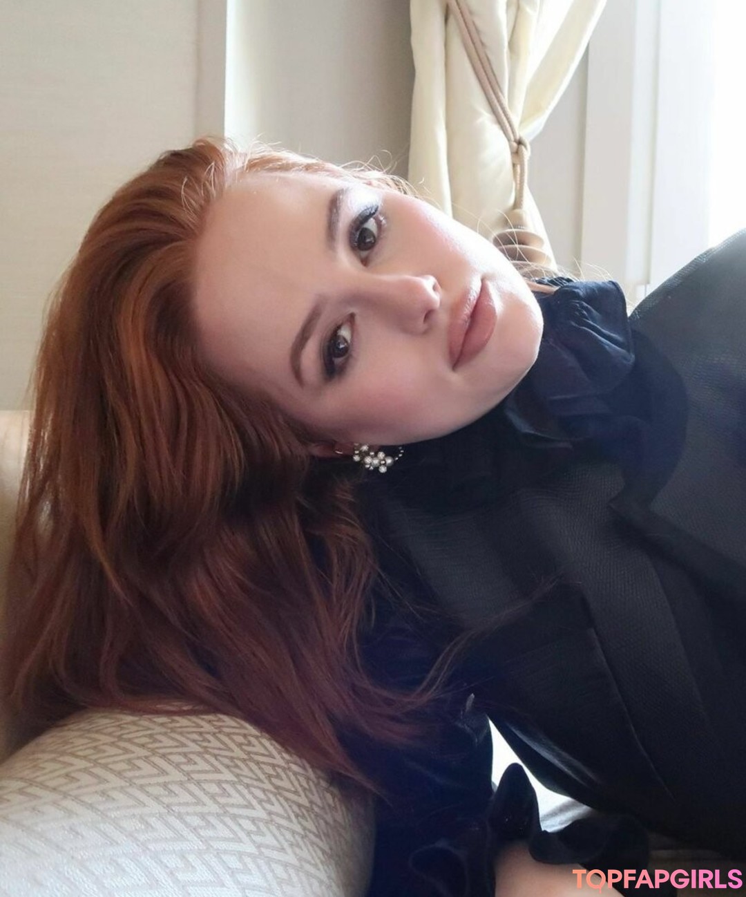 Foto desnuda filtrada de OnlyFans de Madelaine Petsch #354 Foto desnuda filtrada de OnlyFans de Madelaine Petsch #354