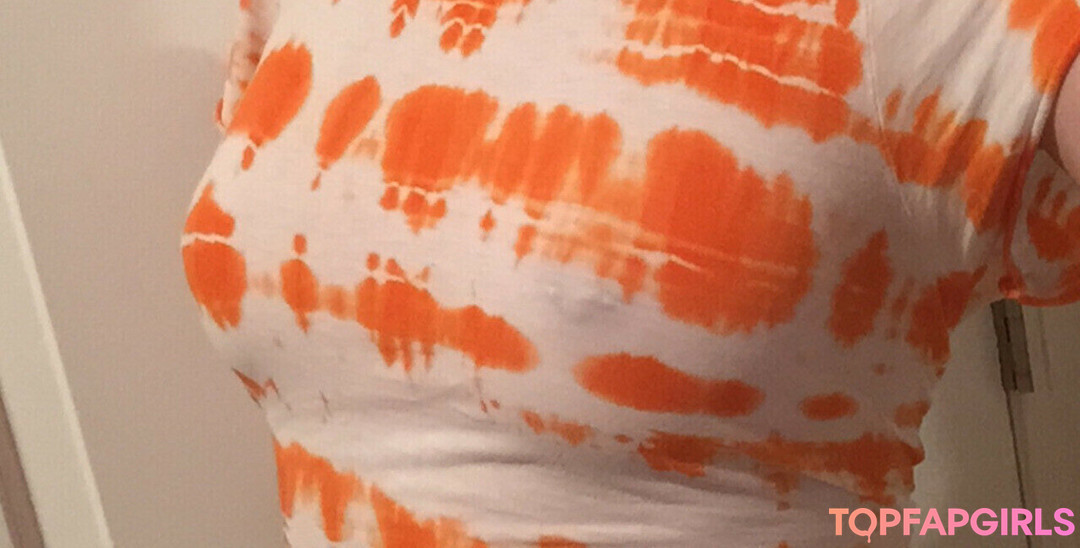 Foto desnuda filtrada de OnlyFans de Gonefishingwithdad #100 Foto desnuda filtrada de OnlyFans de Gonefishingwithdad #100