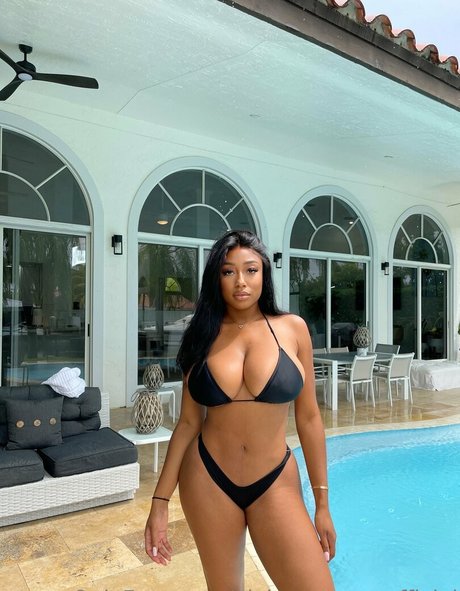 Foto desnuda filtrada de OnlyFans de Vivi