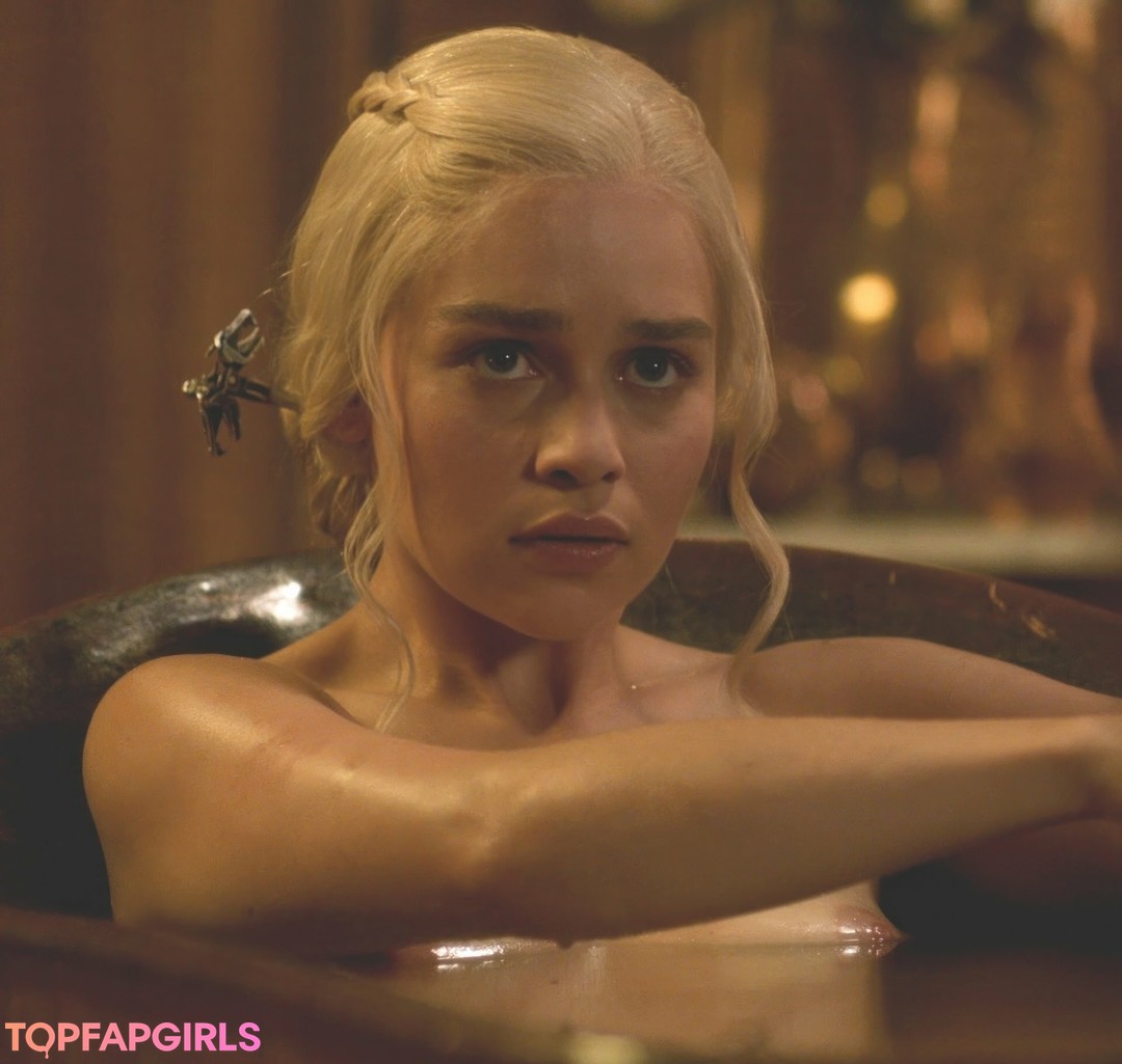 Foto desnuda filtrada de OnlyFans de Emilia Clarke #1179