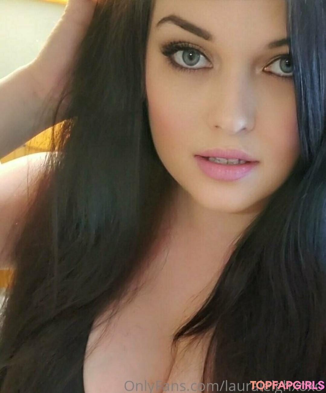Foto desnuda filtrada de OnlyFans de Lauraleighxoxo #435 Foto desnuda filtrada de OnlyFans de Lauraleighxoxo #435