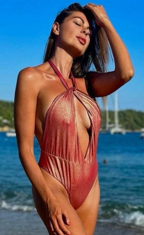 Foto desnuda filtrada de OnlyFans de Jolanda De Rienzo