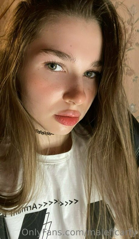Foto desnuda filtrada de OnlyFans de Ellie69bunny
