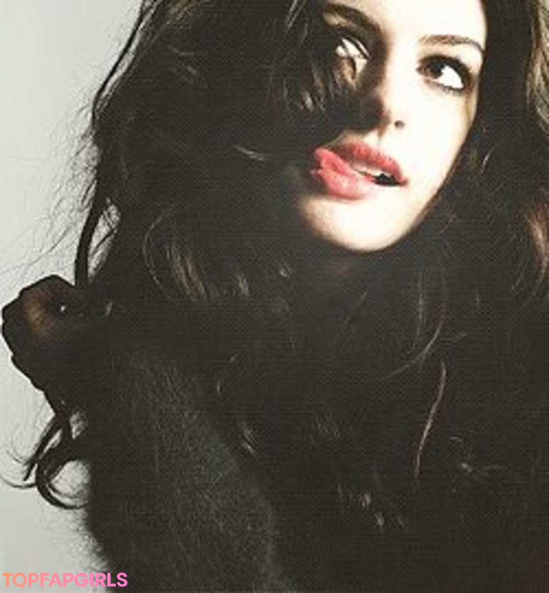 Foto desnuda filtrada de OnlyFans de Anne Hathaway #362 Foto desnuda filtrada de OnlyFans de Anne Hathaway #362