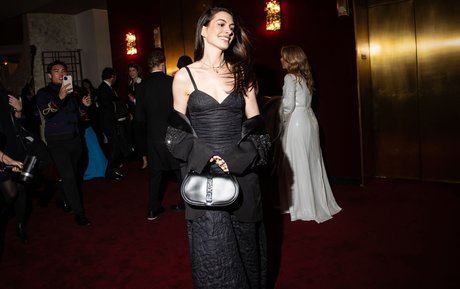 Anne Hathaway