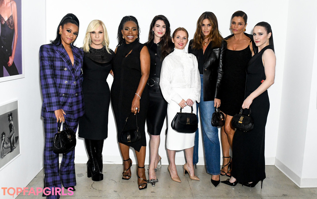 Foto desnuda filtrada de OnlyFans de Anne Hathaway #613 Foto desnuda filtrada de OnlyFans de Anne Hathaway #613