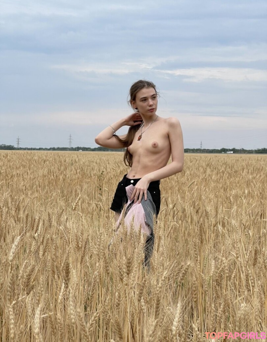 Foto desnuda filtrada de OnlyFans de Sowa Valeri #210 Foto desnuda filtrada de OnlyFans de Sowa Valeri #210