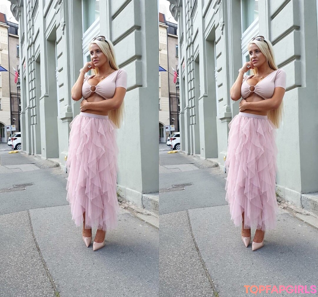 Foto desnuda filtrada de OnlyFans de Sienna Day #462 Foto desnuda filtrada de OnlyFans de Sienna Day #462