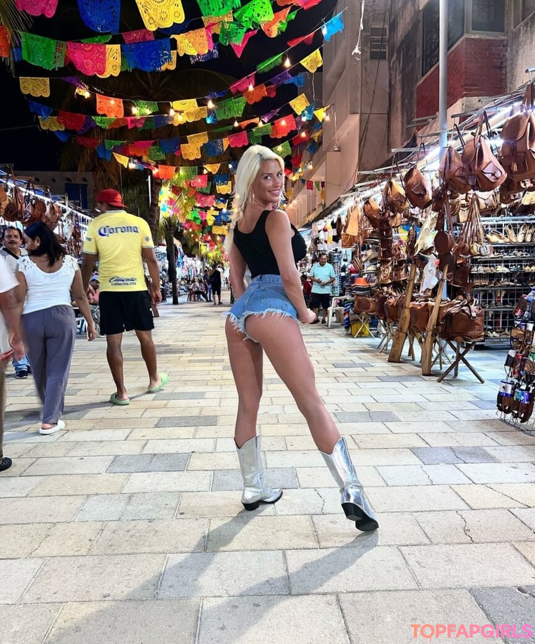 Foto desnuda filtrada de OnlyFans de Sienna Day #564 Foto desnuda filtrada de OnlyFans de Sienna Day #564