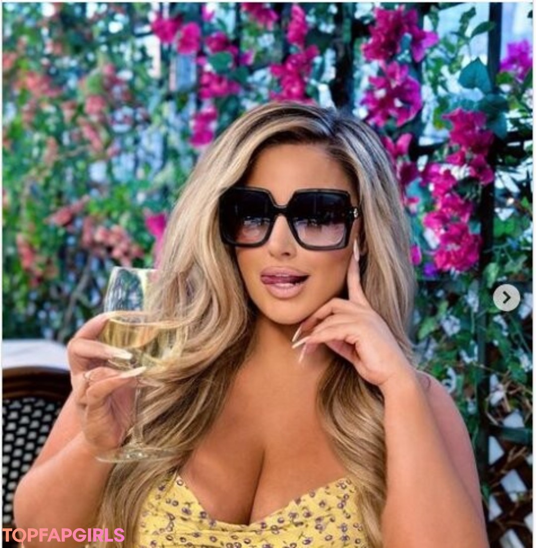 Foto desnuda filtrada de OnlyFans de Ashley Alexiss #296 Foto desnuda filtrada de OnlyFans de Ashley Alexiss #296