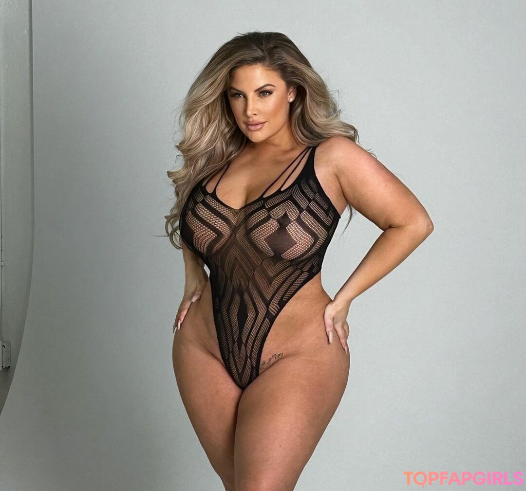 Foto desnuda filtrada de OnlyFans de Ashley Alexiss #349 Foto desnuda filtrada de OnlyFans de Ashley Alexiss #349