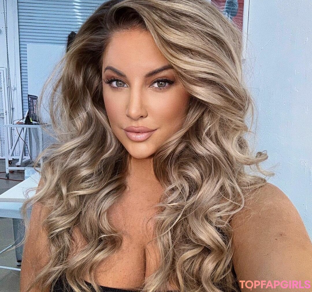 Foto desnuda filtrada de OnlyFans de Ashley Alexiss #350 Foto desnuda filtrada de OnlyFans de Ashley Alexiss #350