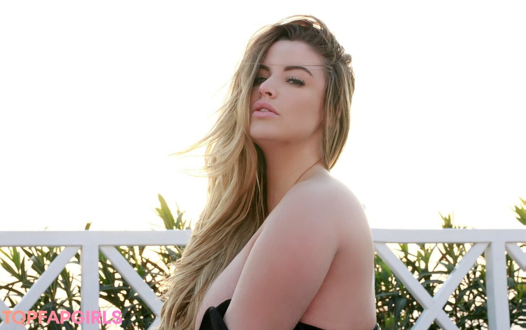 Foto desnuda filtrada de OnlyFans de Ashley Alexiss #531 Foto desnuda filtrada de OnlyFans de Ashley Alexiss #531