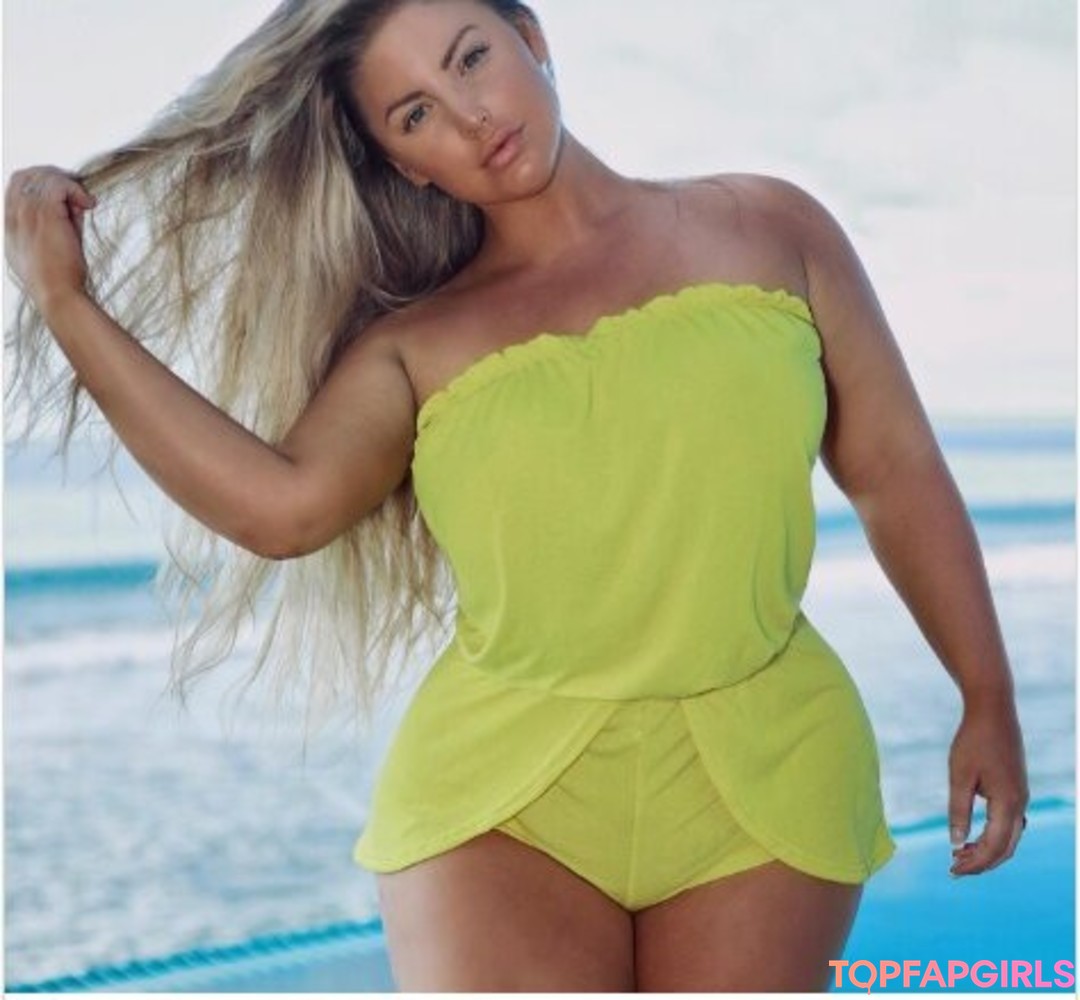 Foto desnuda filtrada de OnlyFans de Ashley Alexiss #96 Foto desnuda filtrada de OnlyFans de Ashley Alexiss #96