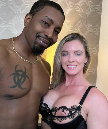 Sweetcheeks_83
