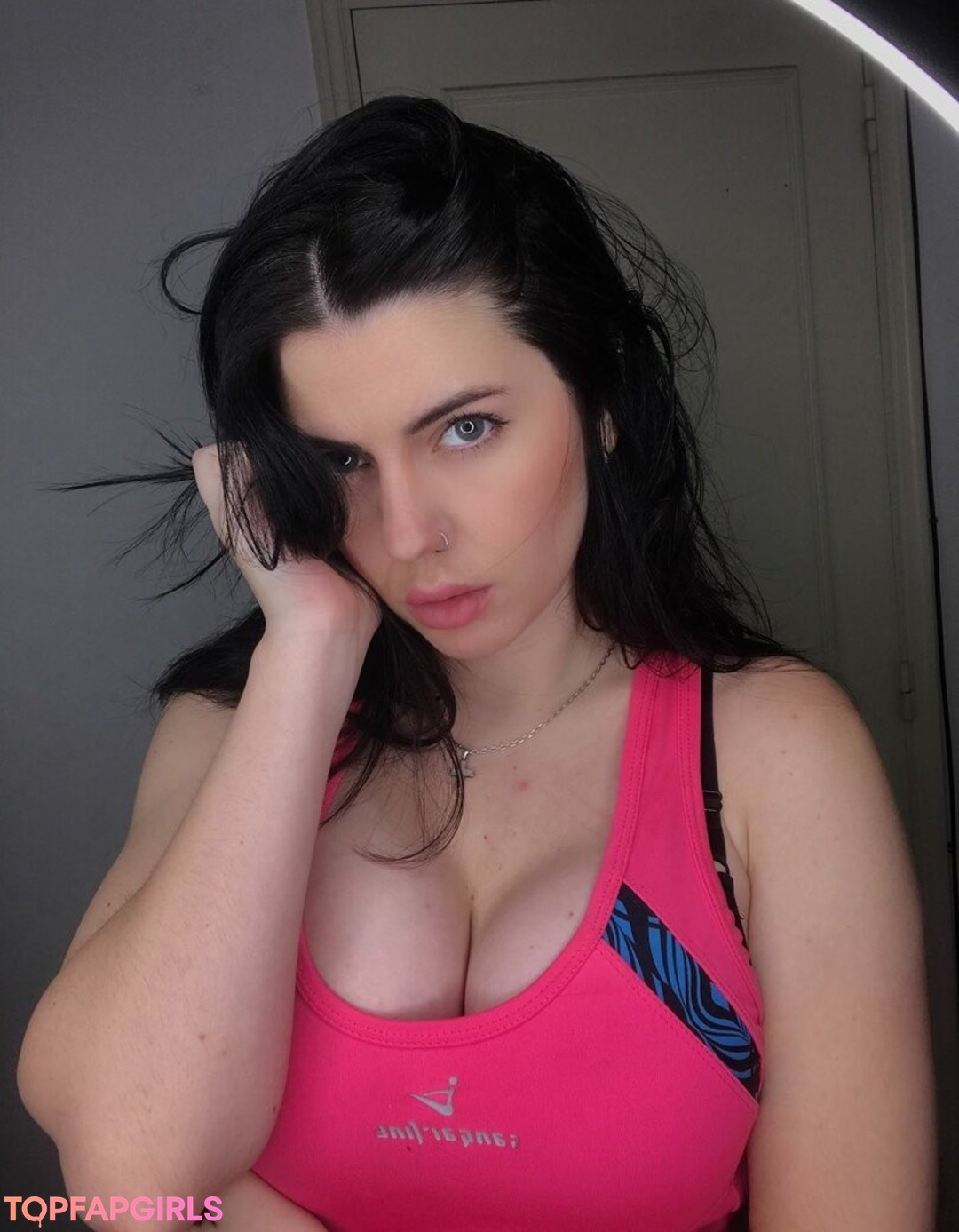 Foto desnuda filtrada de OnlyFans de Magui Sunshine #1328 Foto desnuda filtrada de OnlyFans de Magui Sunshine #1328