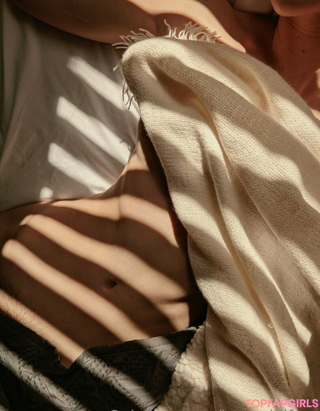 Foto desnuda filtrada de OnlyFans de Bunnybiifree #19 Foto desnuda filtrada de OnlyFans de Bunnybiifree #19