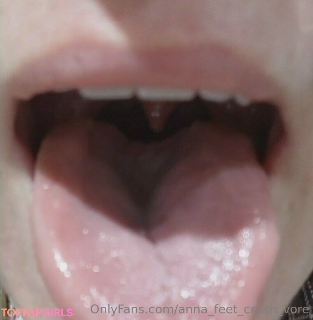 Foto desnuda filtrada de OnlyFans de Annafeetcrushvore #14 Foto desnuda filtrada de OnlyFans de Annafeetcrushvore #14