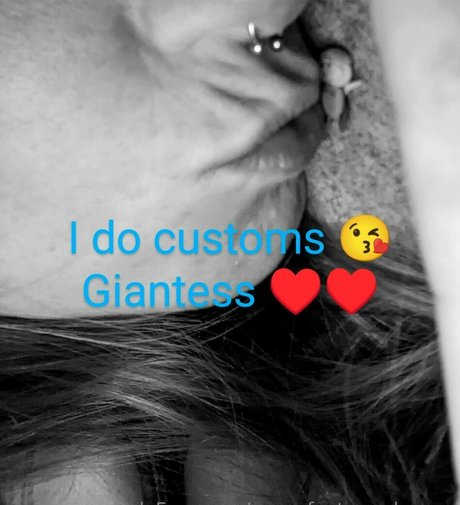 Anna_feet_crush_vore