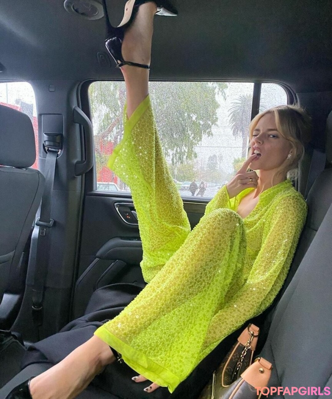 Foto desnuda filtrada de OnlyFans de Samara Weaving #239 Foto desnuda filtrada de OnlyFans de Samara Weaving #239