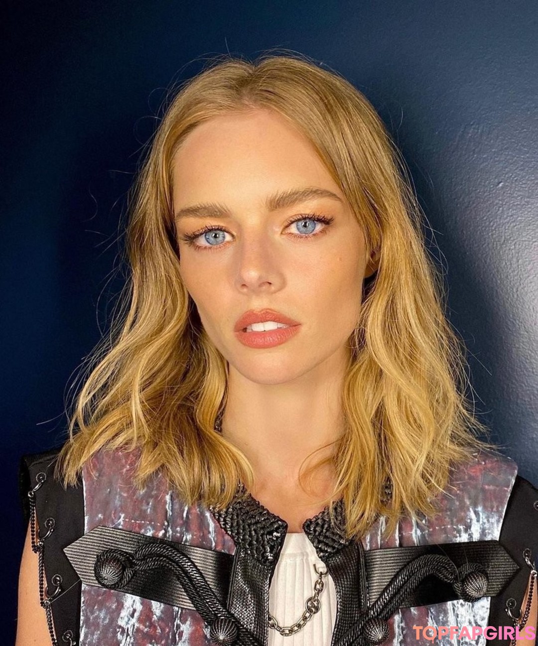 Foto desnuda filtrada de OnlyFans de Samara Weaving #57 Foto desnuda filtrada de OnlyFans de Samara Weaving #57