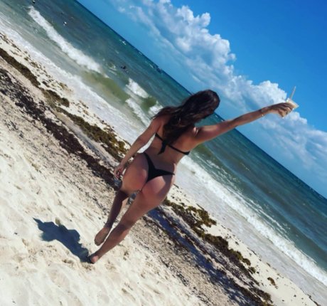Foto desnuda filtrada de OnlyFans de Imogen Thomas