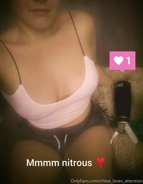 Foto desnuda filtrada de OnlyFans de Chloelovesattention